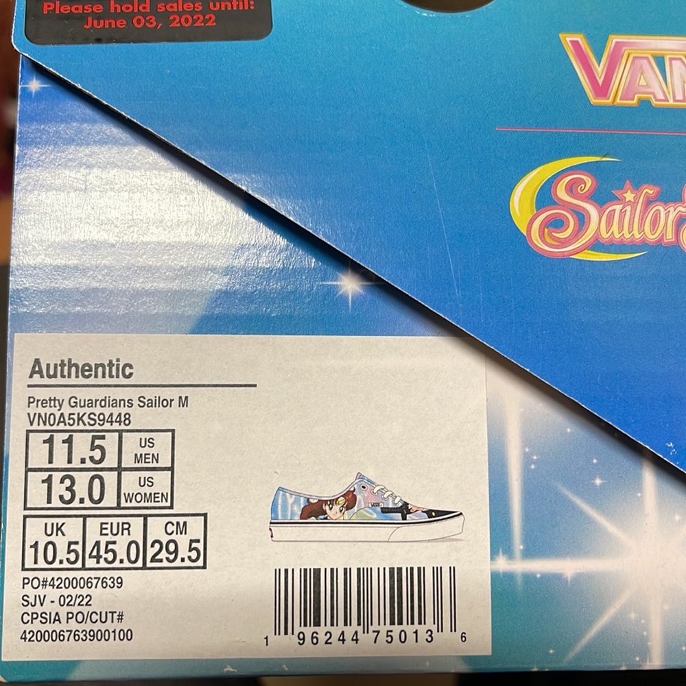 Vans Authentic Pretty Guardians & Tuxedo Mask Sailor Moon Men’s sneakers - Picture 15 of 16